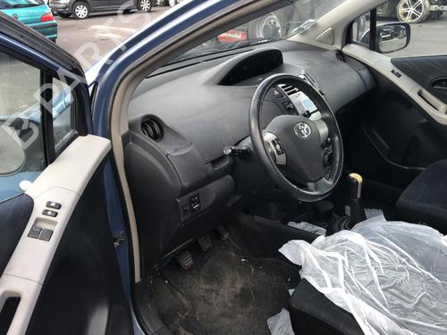 Front left lock TOYOTA YARIS (_P9_) 1.4 D-4D (NLP90_, NLP90R) | BP25579655C98 