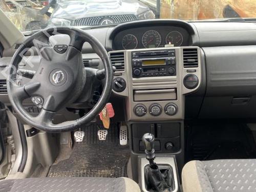 Left front indicator NISSAN X-TRAIL I (T30) 2.2 dCi 4x4 | BP25574551C32 
