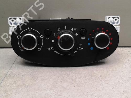 Commande Chauffage DACIA SANDERO II TCe 90 (B8M1, B8MA, B8AC) (90 hp) 25517762