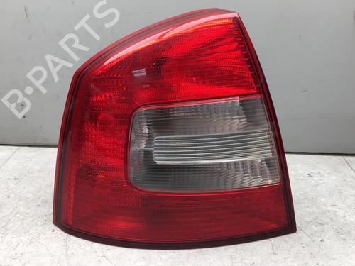 Used Right taillight SKODA OCTAVIA II (1Z3) 1.6 TDI (105 hp) 25525346