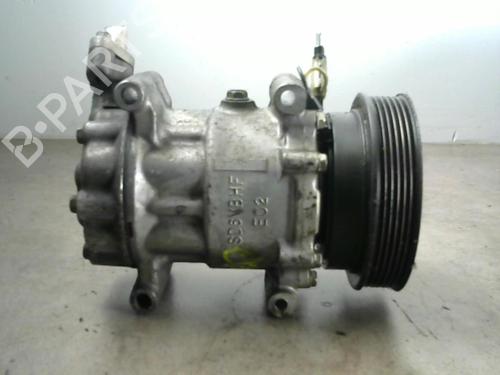 Compresseur AC FORD FIESTA IV (JA_, JB_) 1.8 D (60 hp) 25523624
