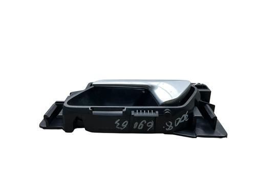 Used Front left interior door handle Front left interior door handle PEUGEOT 3008 II SUV (MC_, MR_, MJ_, M4_) 1.5 BlueHDi 130 (131 hp) 26684038 26684038