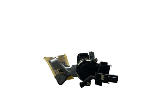 Used Ignition barrel Ignition barrel TOYOTA YARIS (_P1_) 1.3 (SCP12_, SCP13_, SCP12R, SCP13R) (87 hp) 25537570 25537570