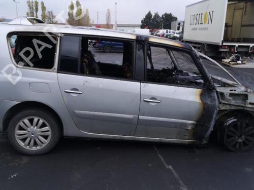 Right taillight RENAULT ESPACE IV (JK0/1_) 2.0 dCi (JK01, JK02, JK1J, JK1K, JK1H) | BP25531778C35  - Image 9