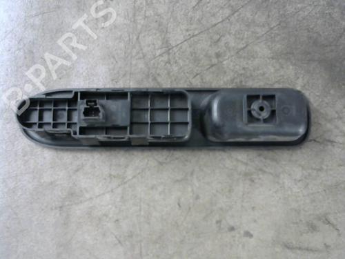 Used Right front window switch Right front window switch PEUGEOT 307 (3A/C) 1.6 HDi (90 hp) 25559992 25559992