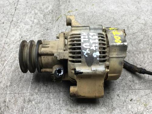 Used Alternator TOYOTA HILUX VI Pickup (_N1_) 2.4 TD 4WD (LN165_, LN170_, LN190_, LN165, LN165H,... (90 hp) 25572958