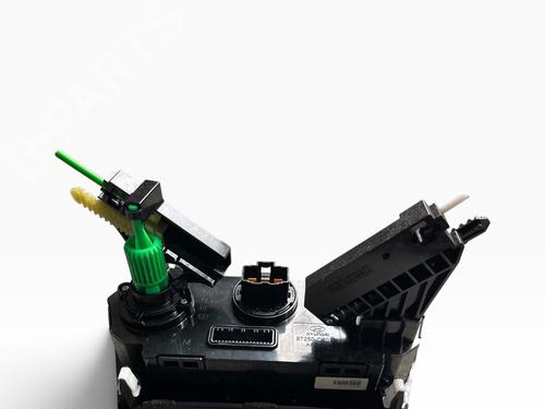 climate-control-hyundai-i20-ii-gb-ib-2014-2015-2016-2017-2018-2019-2020-2021-39908699 main image