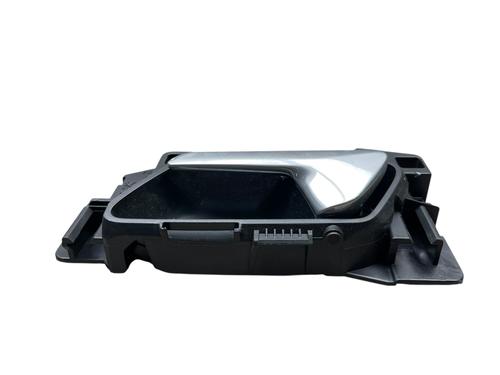Used Front left interior door handle PEUGEOT 5008 II (MC_, MJ_, MR_, M4_) 1.2 THP (MRHNYH, MRHNYW, MRHNSJ, MRHNSU, MRHNSM) (131 hp) 28201835