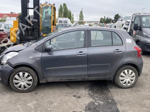 Radio TOYOTA YARIS (_P9_) 1.4 D-4D (NLP90_, NLP90R) | BP25572543E6 