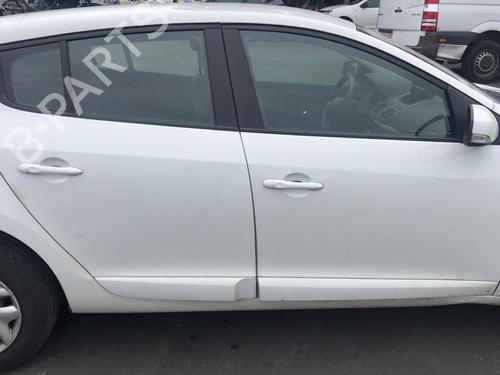 Højre bagtil invendig håndtag RENAULT MEGANE III Hatchback (BZ0/1_, B3_) 1.5 dCi (BZ1G, BZ1W, BZ0R) | BP25521813I16 