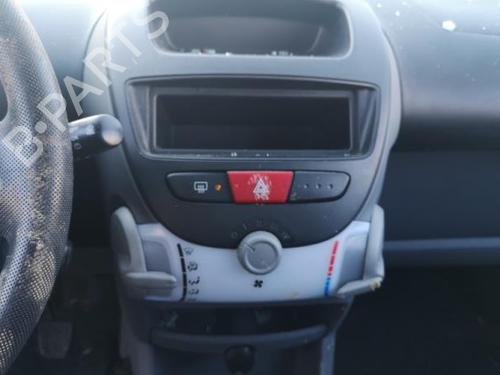 Right taillight PEUGEOT 107 (PM_, PN_) 1.0 | BP25560328C35 
