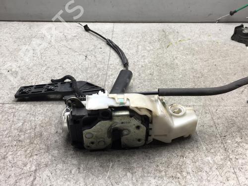 Used Front left lock Front left lock ALFA ROMEO 159 Sportwagon (939_) 2.4 JTDM (939.BXM1B) (210 hp) 25575806 25575806