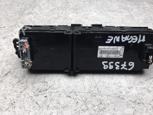 AC Styreenhet / Manøvreringsenhet RENAULT MEGANE III Hatchback (BZ0/1_, B3_) 1.2 TCe (BZ2B, BZ11) (116 hp) 25557793
