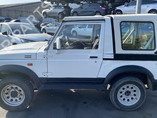 Front right window mechanism SUZUKI SAMURAI Closed Off-Road Vehicle (SJ_) 1.9 D All-wheel Drive | BP25556049C23 