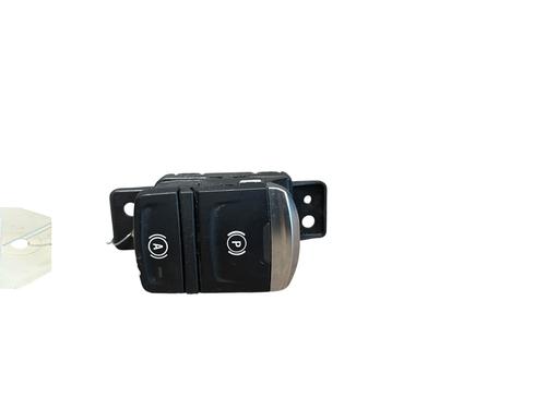 Used Switch RENAULT MEGANE IV Hatchback (B9A/M/N_) 1.5 Blue dCi 115 (B9A6) (116 hp) 26578596