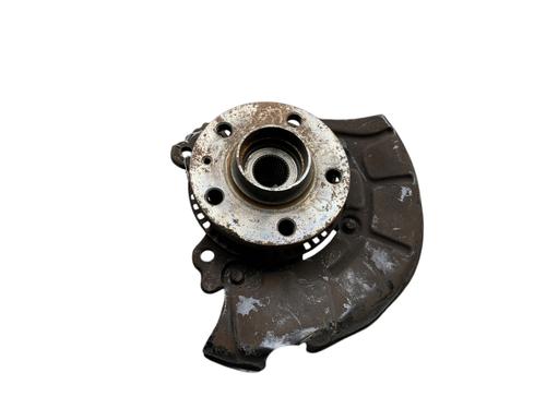 Left front steering knuckle VW BORA I (1J2) 2.3 V5 | BP25581257M25