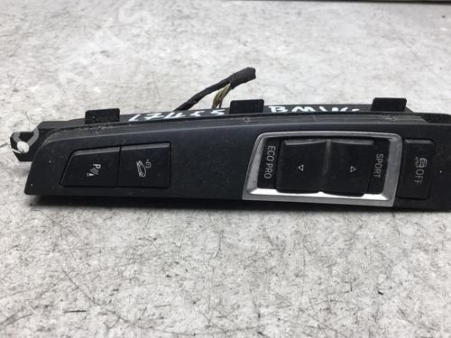 Switch BMW X4 (F26) xDrive 30 d | BP25550731I30 