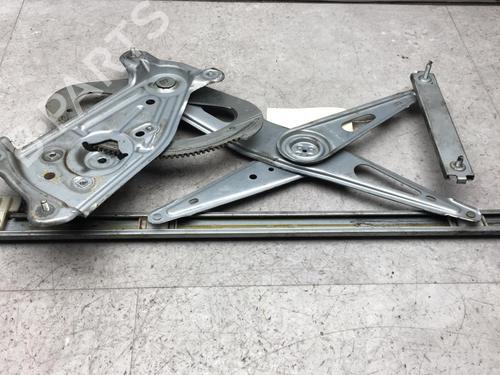 Used Front right window mechanism RENAULT MEGANE III Hatchback (BZ0/1_, B3_) 1.5 dCi (BZ09, BZ0D, BZ1W, BZ29, BZ14) (110 hp) 25576495