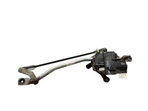 Used Front wiper motor VOLVO V40 Hatchback (525) D3 (150 hp) 25541724