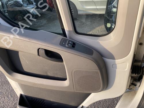 Front right interior door handle FIAT DUCATO Van (250_) 160 Multijet 3,0 D | BP25540589I14 - Image 8