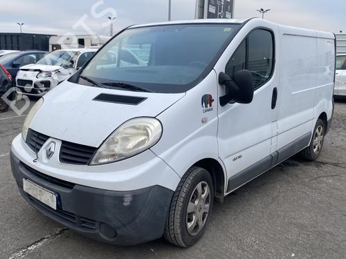 Brugte RENAULT TRAFIC II Bus (JL) 2.0 dCi 90 (JL00, JL01, JL0H, JL0M, JL0P, JL0S) (90 hp) 4457038