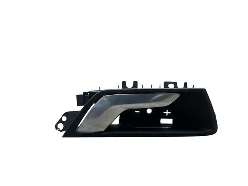front-right-interior-door-handle-ford-kuga-iii-dfk-2019-26737263 main image