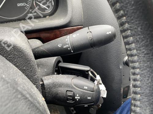 Steering column stalk PEUGEOT 407 (6D_) 2.0 HDi 135 (6DRHRH, 6DRHRE, 6DRHRG, 6DRHRJ) | BP25538117I23 