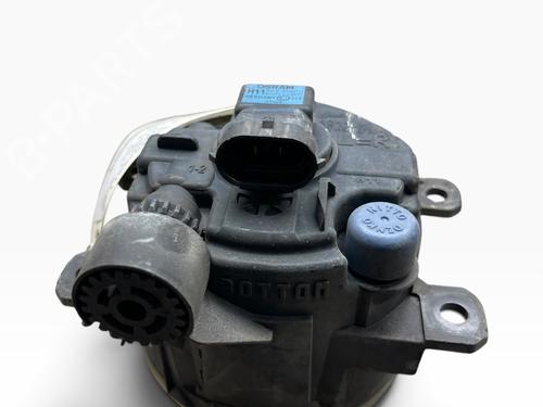 left-front-fog-light-citroen-c4-ii-nc_-2009-36171162 main image