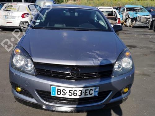 Forkjerm venstre OPEL ASTRA H GTC (A04) 1.9 CDTi (L08) | BP25579250C41 