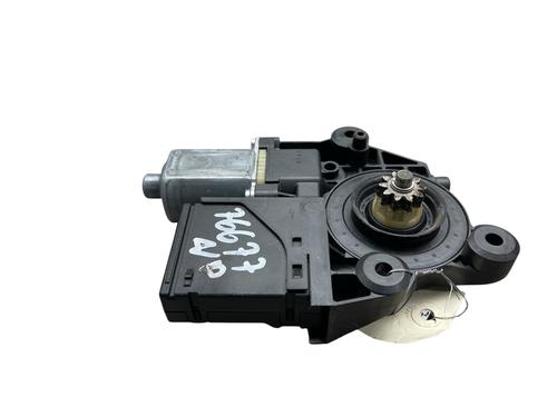 Used Right front window motor Right front window motor RENAULT MEGANE IV Hatchback (B9A/M/N_) [2015-2026] 36057760 36057760