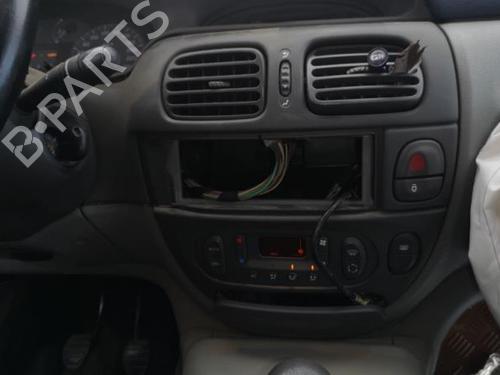 Højre baglygte RENAULT SCÉNIC I MPV (JA0/1_, FA0_) 1.6 (JA00, JA16, JA15, JA19, JA1V, JA2B, JA2C, JA0B,... | BP25532602C35 