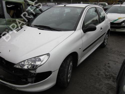 Høyre foran utvendig håndtak PEUGEOT 206 Hatchback (2A/C) 1.4 HDi eco 70 | BP25524399C129 