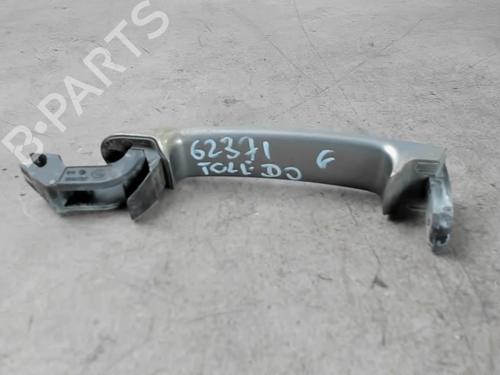 Used Front left exterior door handle SEAT TOLEDO III (5P2) 1.9 TDI (105 hp) 25579352