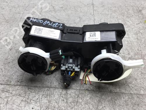 Used Climate control Climate control CHEVROLET AVEO Hatchback (T300) 1.3 D (75 hp) 25511073 25511073