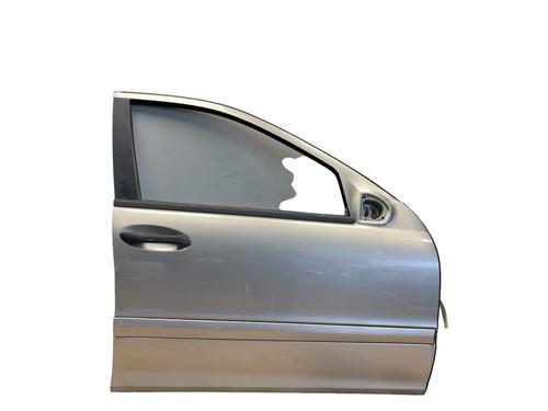 Used Right front door MERCEDES-BENZ C-CLASS (W203) C 220 CDI (203.008) (150 hp) 25571620