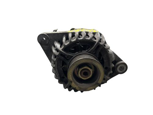Used Alternator Alternator TOYOTA YARIS (_P1_) 1.0 (SCP10_, SCP10R) (65 hp) 31805460 31805460
