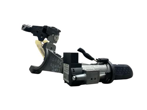 Used Ignition barrel FIAT GRANDE PUNTO (199_) 1.3 D Multijet (75 hp) 26040219
