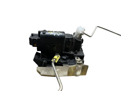 front-left-lock-dacia-duster-hs_-2010-2011-2012-2013-2014-2015-2016-2017-2018-31629691 main image