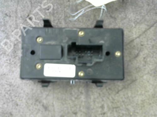 Interrupteur de vitre avant gauche FORD MONDEO III (B5Y) 2.0 16V TDDi / TDCi (115 hp) 25554973