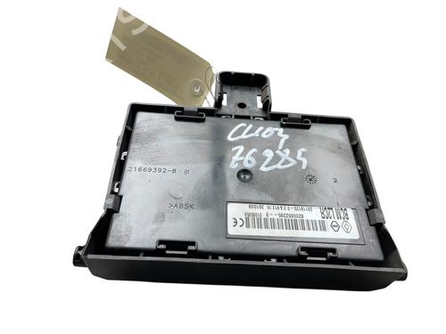 Fuse box RENAULT CLIO III (BR0/1, CR0/1) 1.5 dCi (BR17, CR17) | BP32098219E1 - Image 2