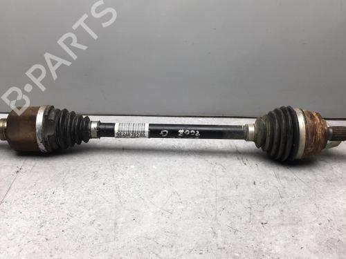 Used Left front driveshaft Left front driveshaft PEUGEOT 2008 II (UD_, US_, UY_, UJ_, UR_, UC_) 1.2 PureTech 130 (USHNS, URHNS) (130 hp) 25556105 25556105