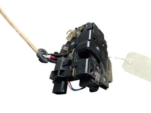 front-right-lock-audi-a2-8z0-2000-2001-2002-2003-2004-2005-25519446 main image