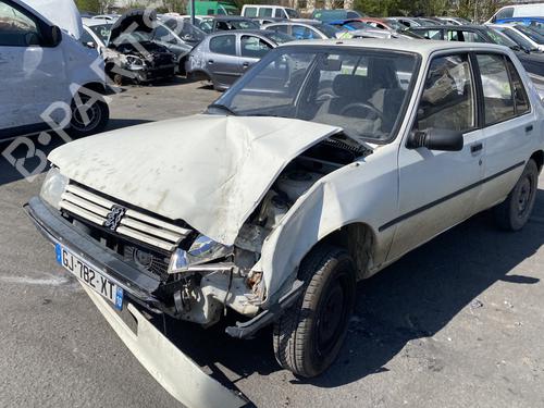 Used Parts PEUGEOT 205 II (20A/C) 1.4 (68 hp) 4029094