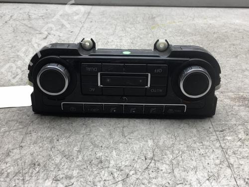 Used Climate control VW GOLF VI (5K1) 2.0 TDI (110 hp) 25521501