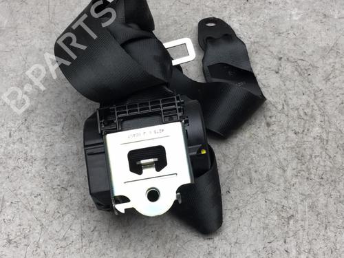 front-right-seatbelt-dacia-sandero-ii-2012-25532648 main image