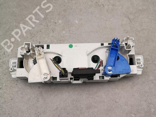 Used Climate control Climate control RENAULT MEGANE III Hatchback (BZ0/1_, B3_) 1.5 dCi (BZ09, BZ0D, BZ1W, BZ29, BZ14) (110 hp) 25523986 25523986