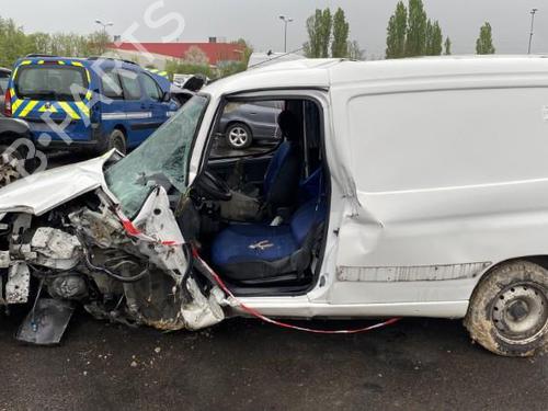 Brugte PEUGEOT PARTNER MPV (5_, G_) 2.0 HDI (90 hp) 4482963