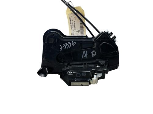 front-right-lock-toyota-aygo-_b4_-2014-25500882 main image