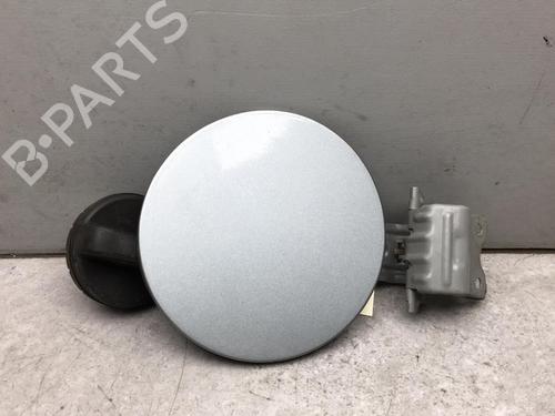 fuel-flap-toyota-yaris-_p9_-2005-2006-2007-2008-2009-2010-2011-2012-2013-2014-25584616 main image