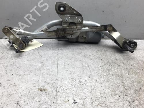Essuie-glace moteur avant RENAULT TWINGO II (CN0_) 1.5 dCi 75 (75 hp) 25581422